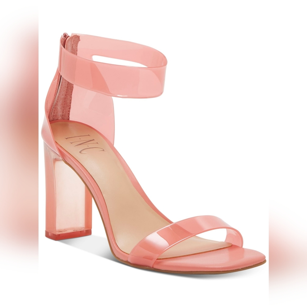 NWOT INC Vinyl McKenna Heels